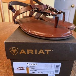 New with box Ariat Stratford sandals